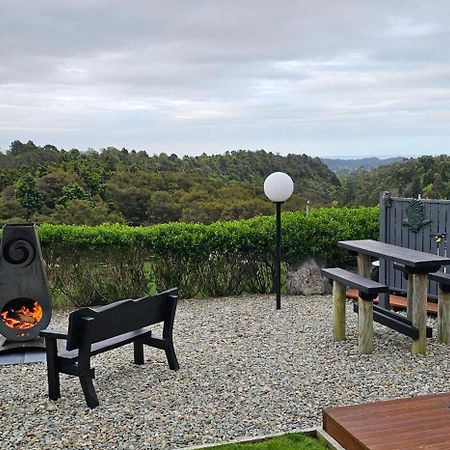 Rocky Ridge Cottage ทาคาคา ภายนอก รูปภาพ