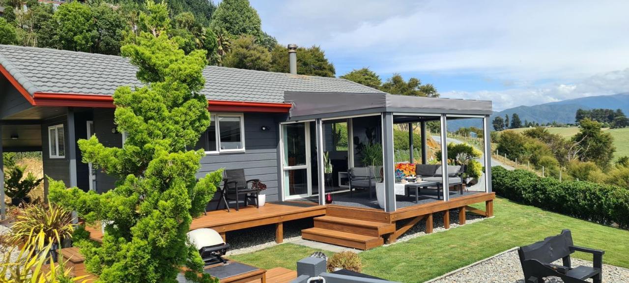 Rocky Ridge Cottage ทาคาคา ภายนอก รูปภาพ